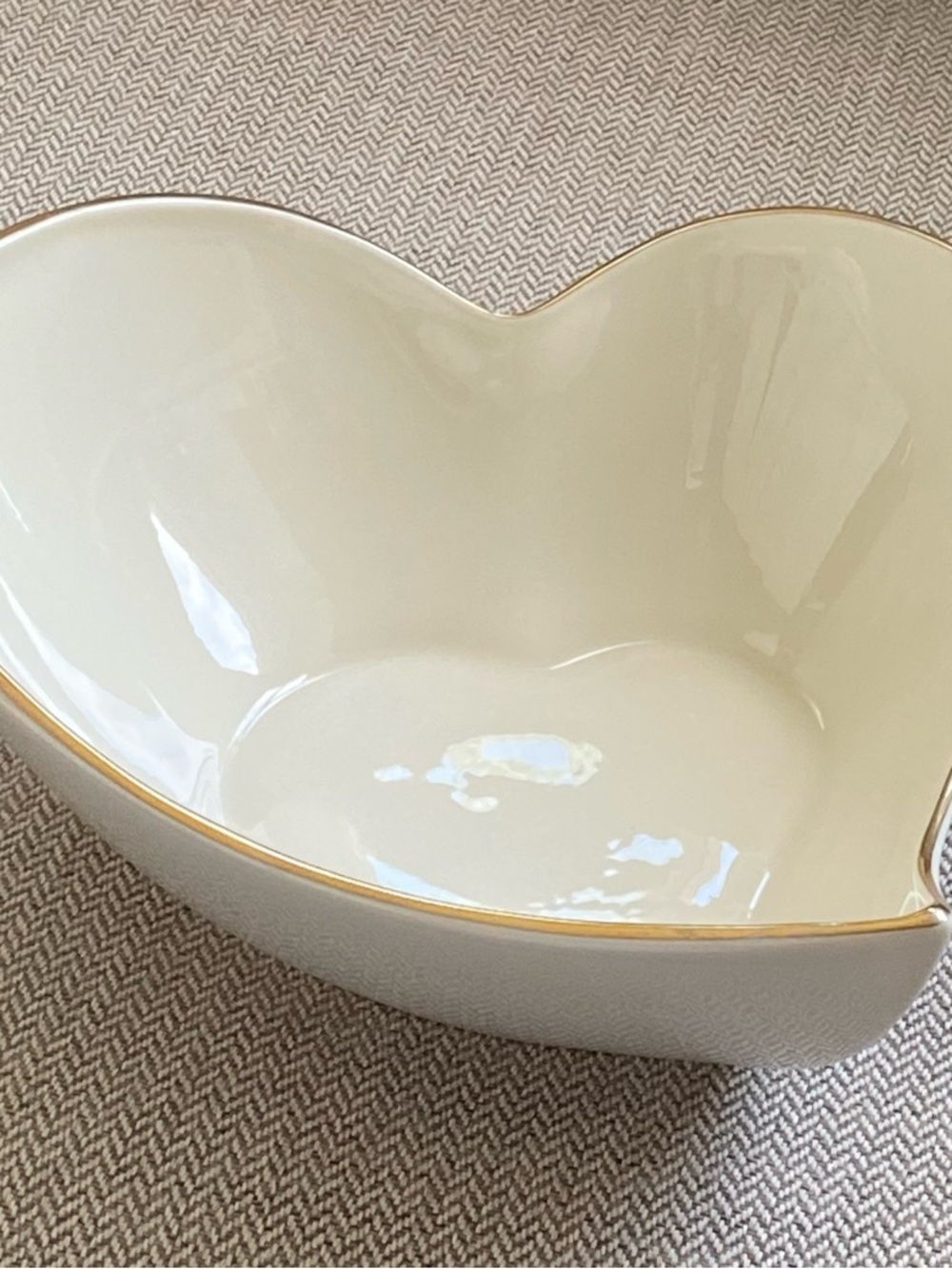 Lenox Heart-Shaped Ceramic Bowl with Gold Rim - Cream